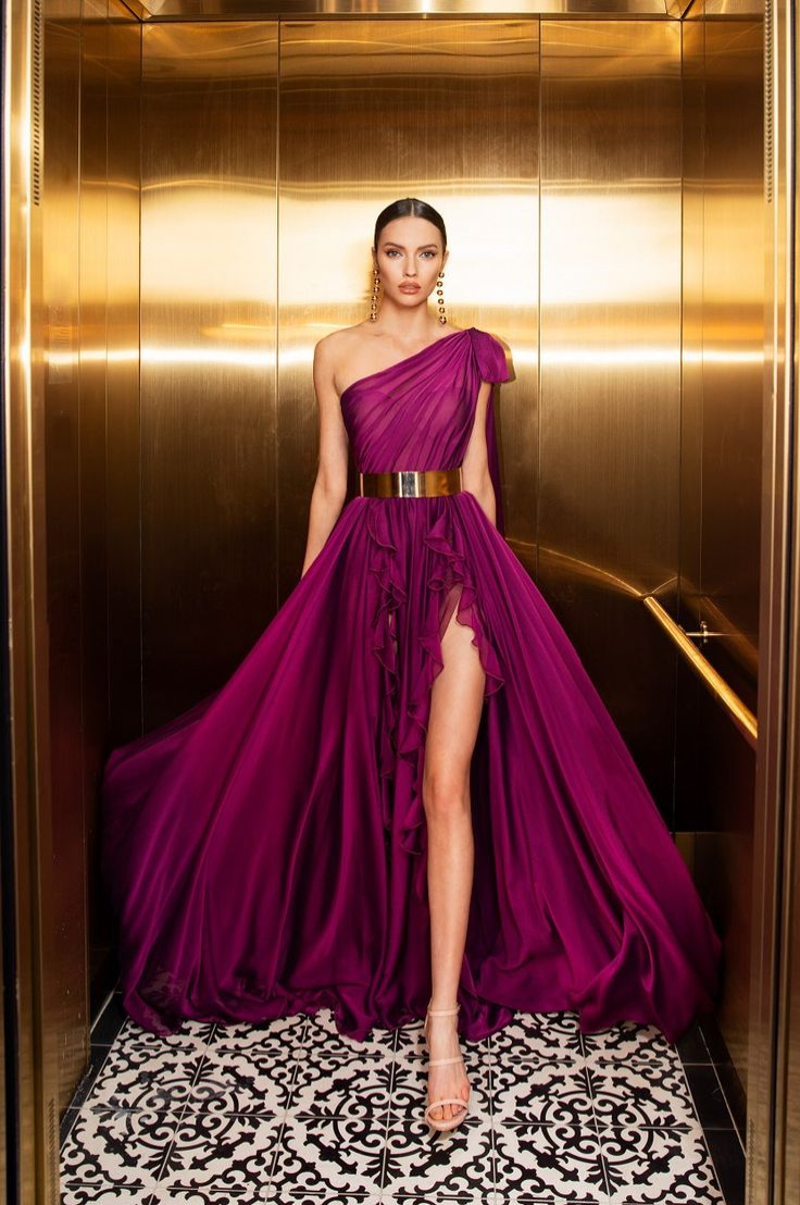 Enchanting Cocktail Gowns to Elevate Your Evening Look