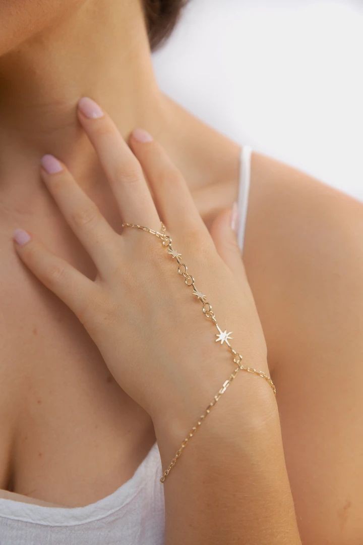 accessory trends bulky gold
