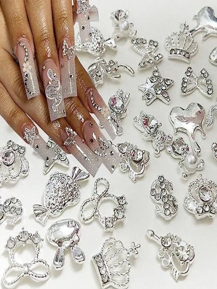 Shimmering Nail Jacks for a Gorgeous Look