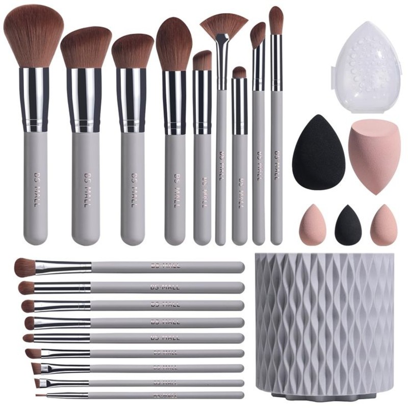 Eyeshadow Blending Makeup Brushes: Seamless Eye Magic