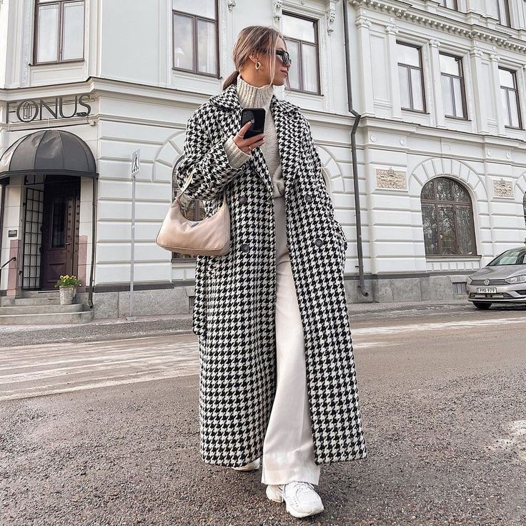 patterened trench coat  trending winter jackets for 2024
