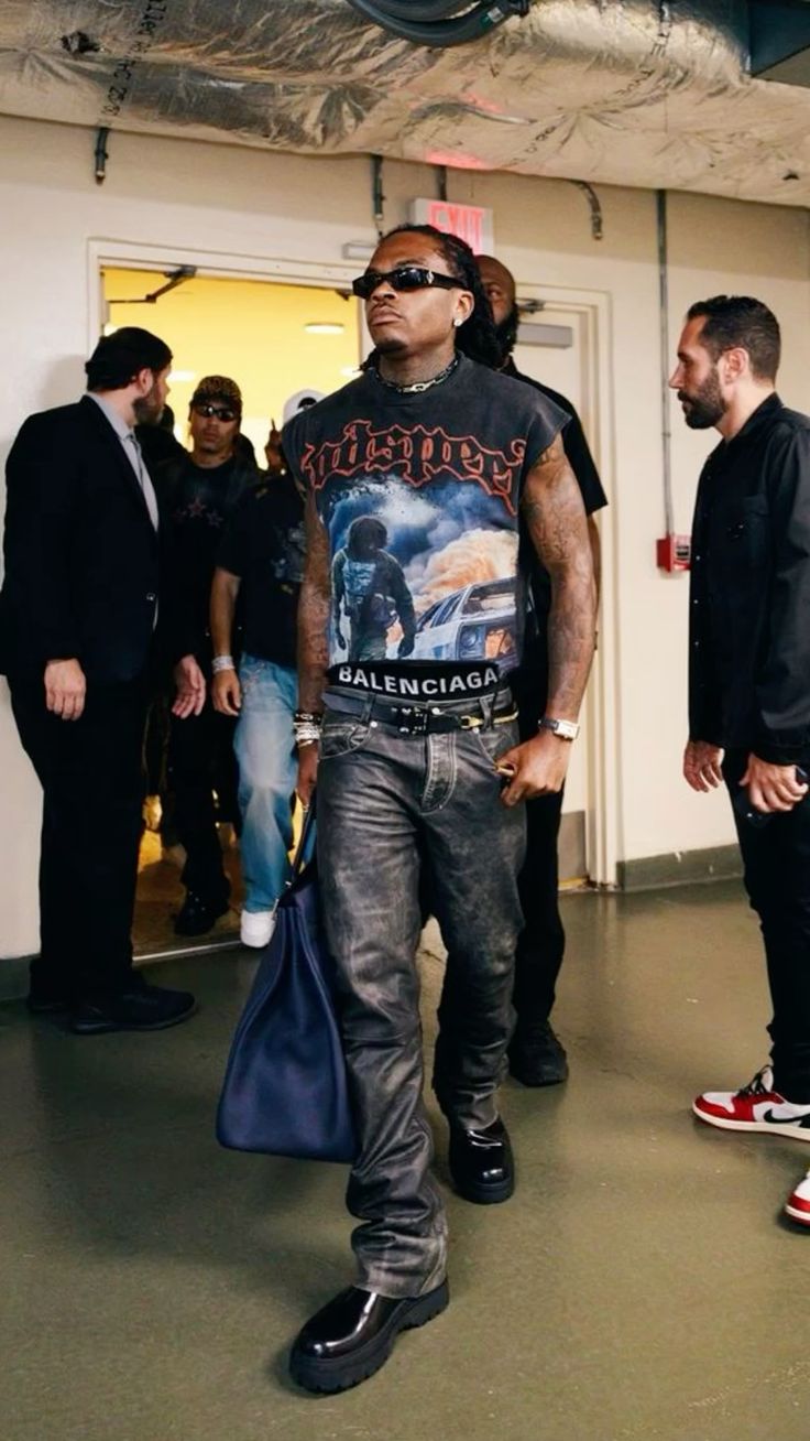 Gunna in graphic t