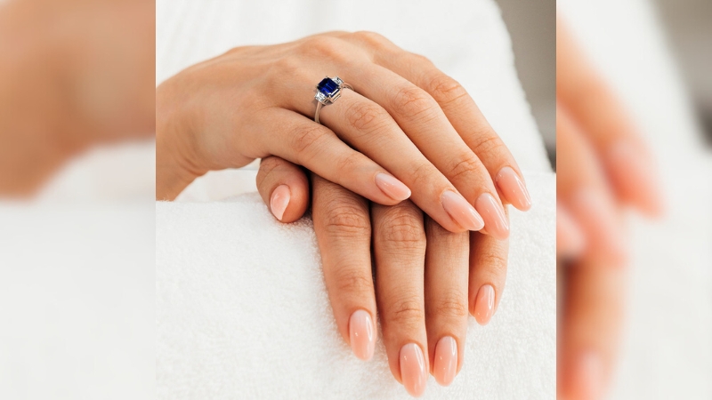 emerald-cut sapphire ring