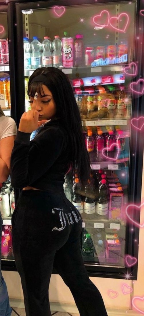 Velour Tracksuit Women Should Try for Cozy Loungewear