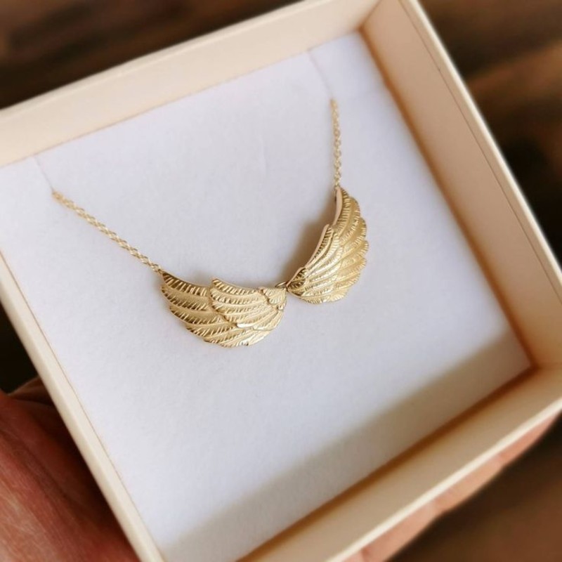 Tiny Angel Cut Flat Back Diamond Necklaces for Daily Wearing