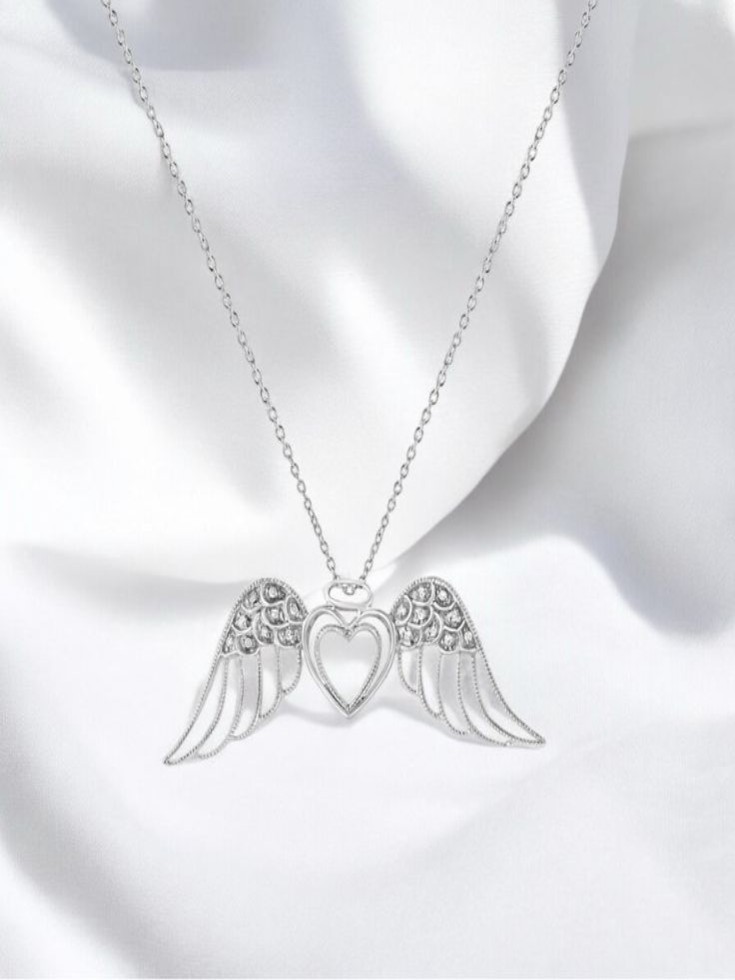 Lovely Jewellery Diamonds Necklaces For Teenagers