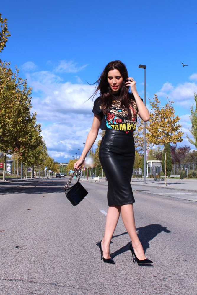 High-slit leather pencil skirts if you wish to look rather provocative