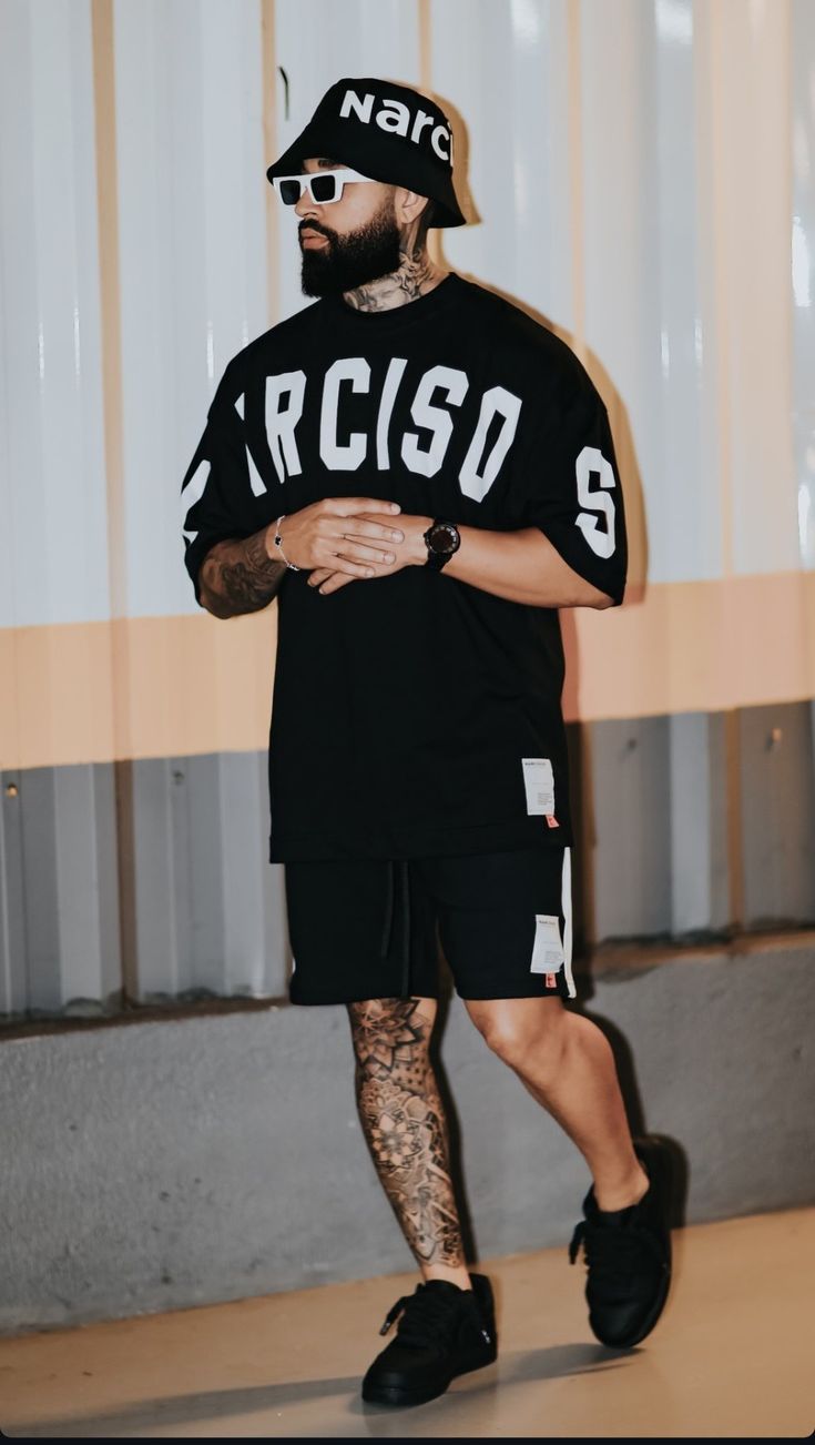 Many are one color and distinctly simple