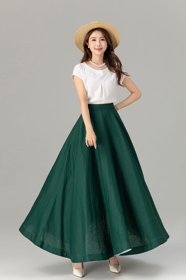Skirts green
