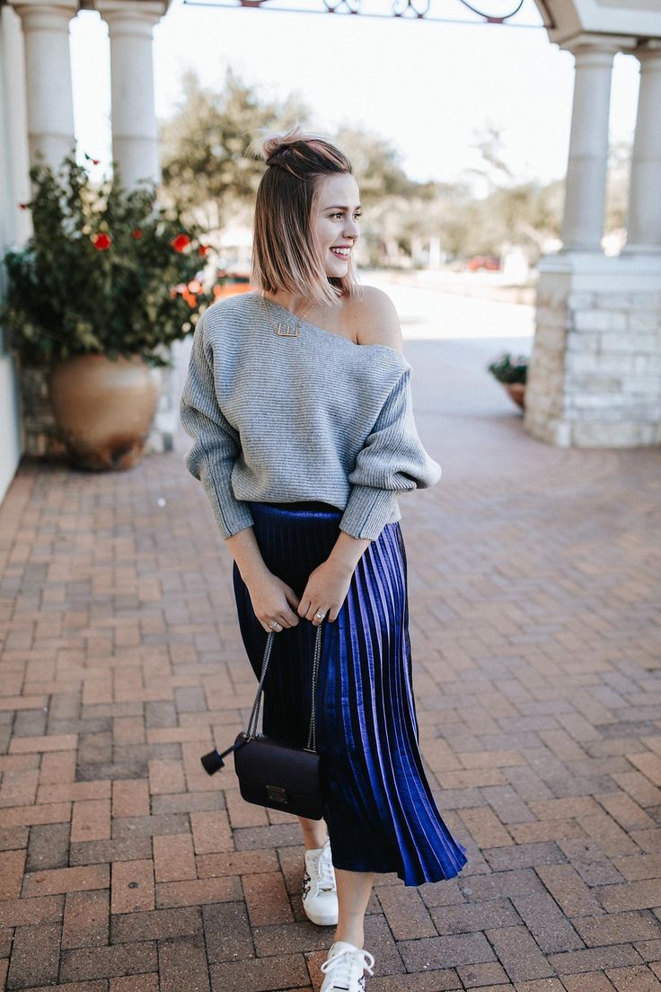 Lightweight Sweaters Help You Stay Cozy with Your Style