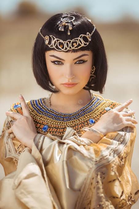 Cleopatra: The Queen of Gemstones 2