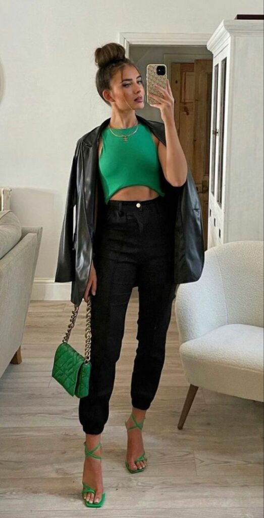 Crop tops green with leather jacket