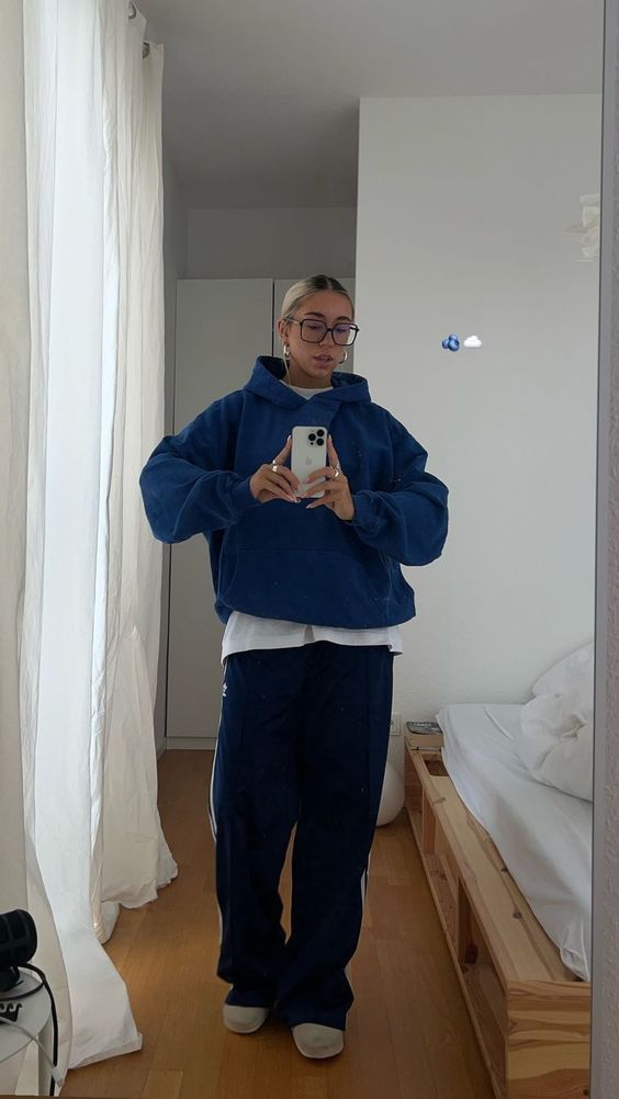 The Oversized Hoodies Movement 2