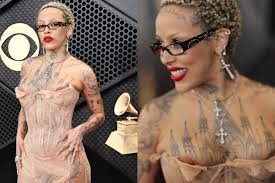 Grammys red carpet Doja Cat