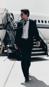 7 Faces of Tony Stark’s Fashion 002