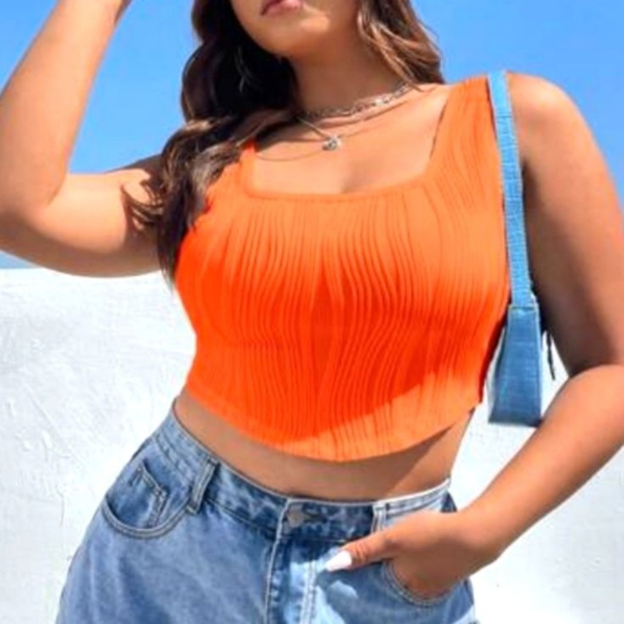 Plus Size Crop Tops: Embrace Your Curves with Confidence
