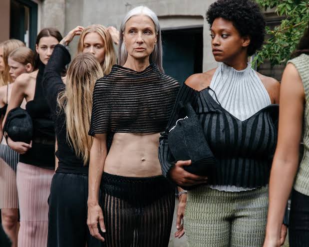  Group of women wearing Scandi Chic