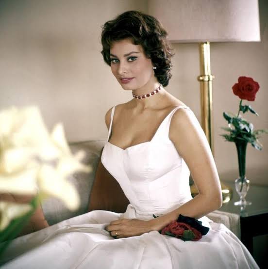  most beautiful fashion models Sophia Loren 