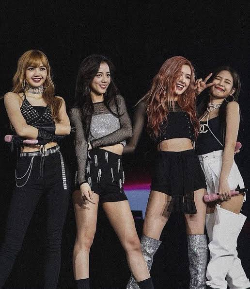 Fashion around the world Blackpink