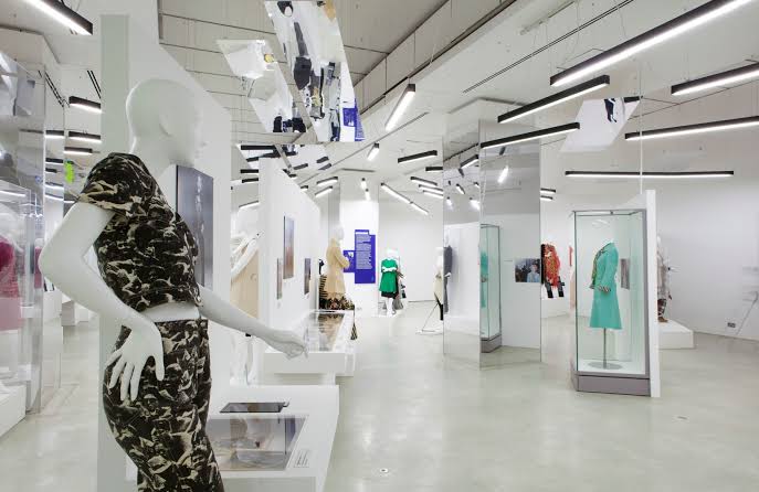 Fashion around the world 45