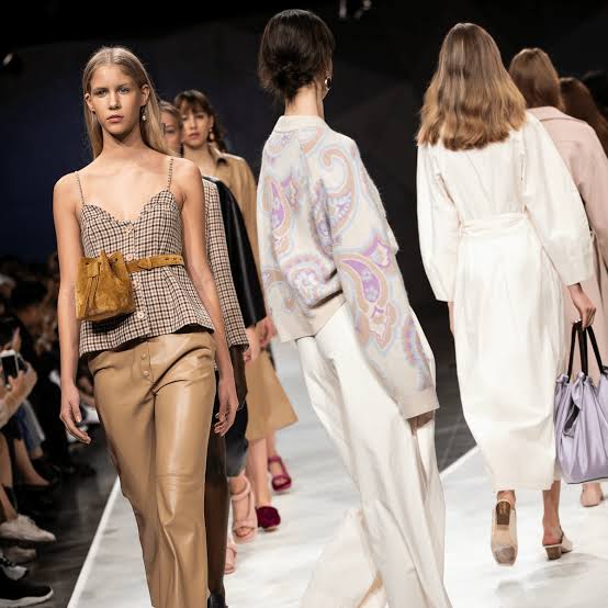 luxury and substanability  show 