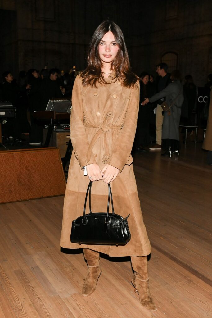 Celebrity Outfits Emily Ratajkowski’s Suede Trench Moment