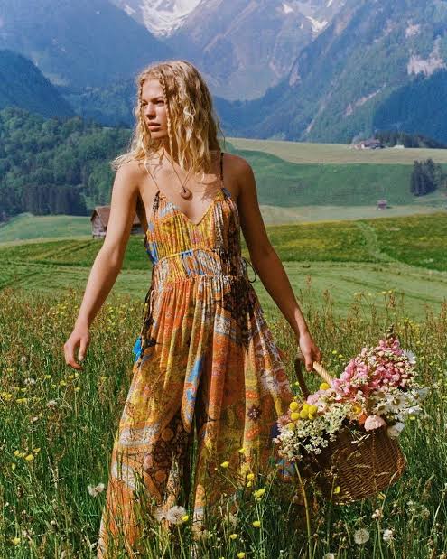 fashion and heritage 60's type outfit