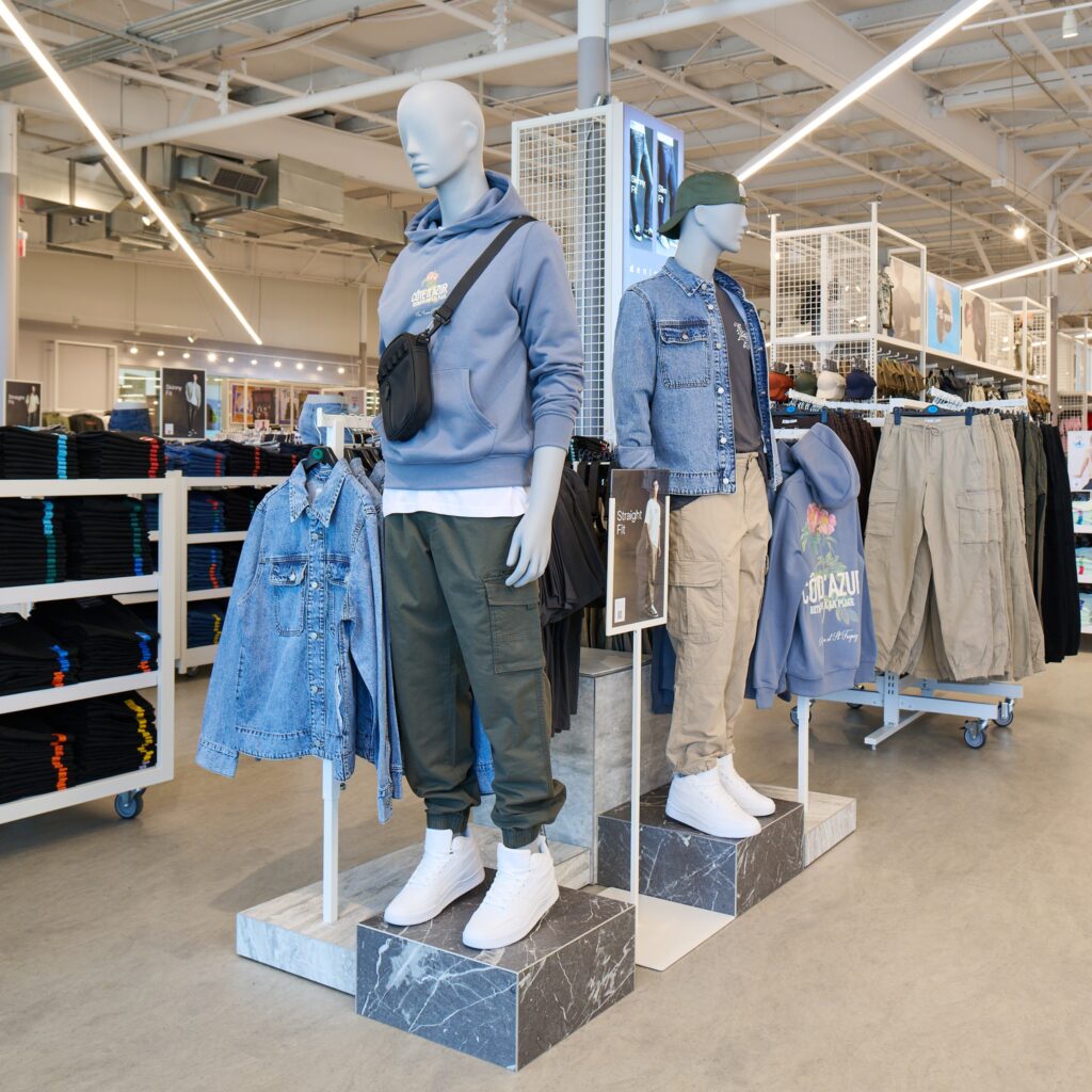 Primark stores men's cargo pants