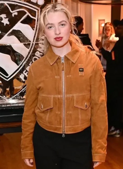 woman wearing suede Oskar Jacket
