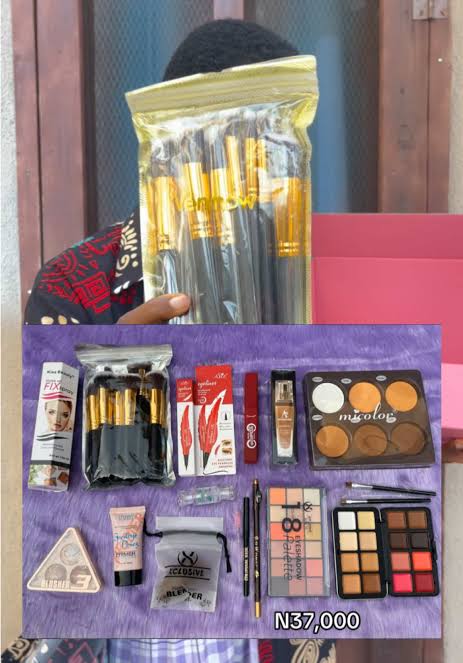 Makeup kits  that are sustainable makeup