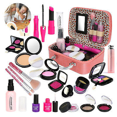  eco-friendly makeup kits 6