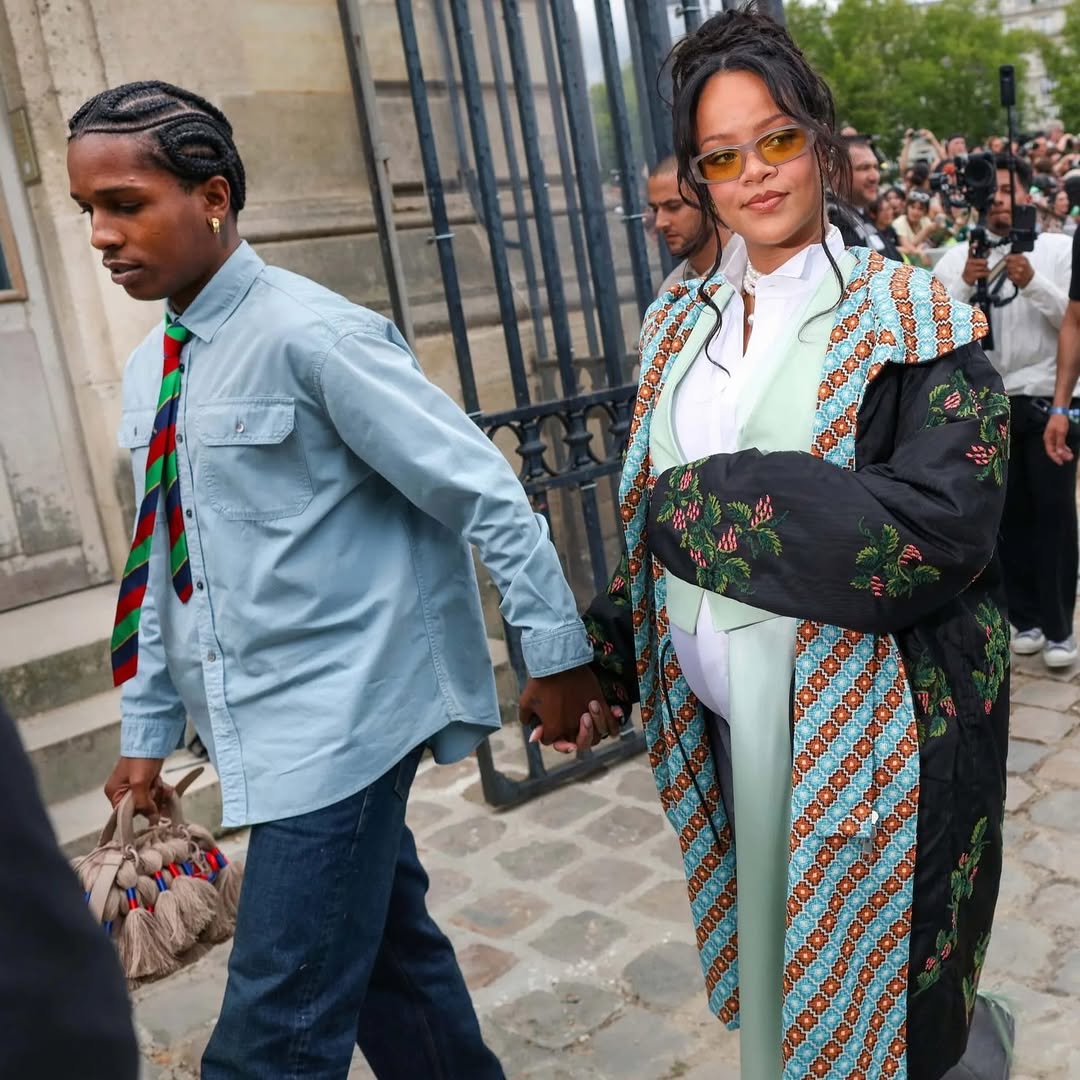 Rihanna and A$AP Rocky looked fabulous at Dior Homme Menswear’s Spring/Summer 2026 presentation, dressed casually.