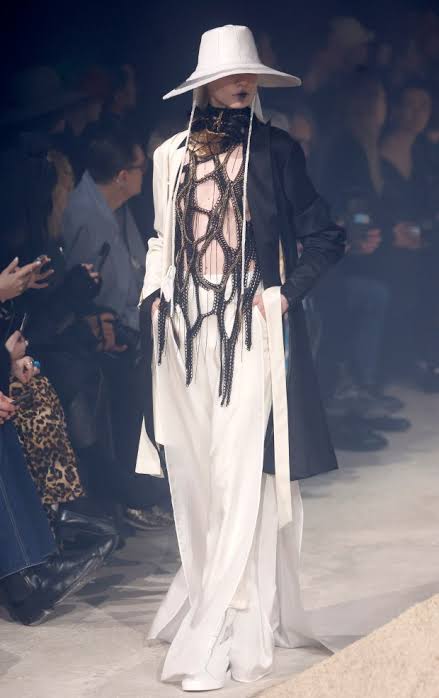 Trends from Paris Haute Couture 2025 - Light, Flowing Fabrics and a Dreamy Feel