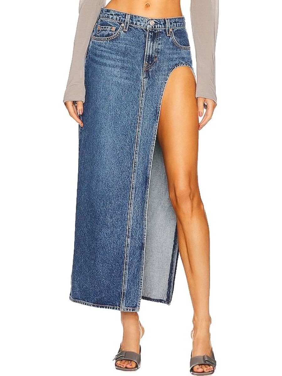 Timeless Denim Maxi Skirts: See the Trend Today