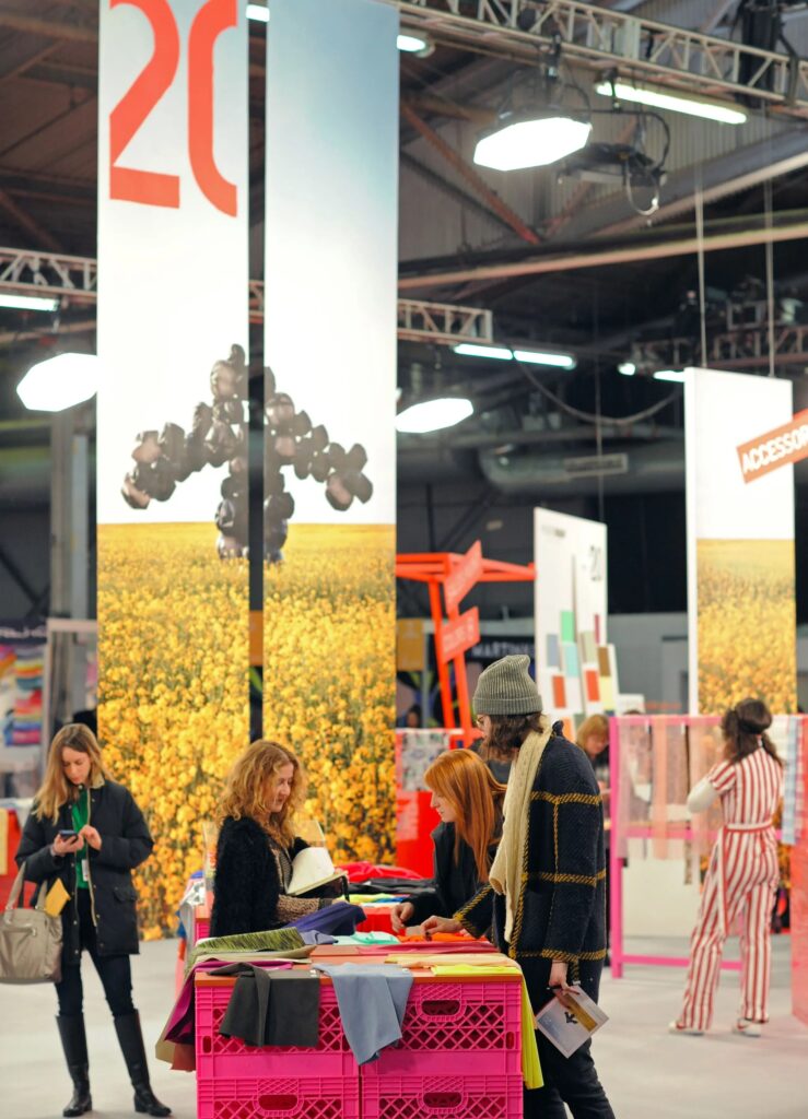 buyers at a trade show 