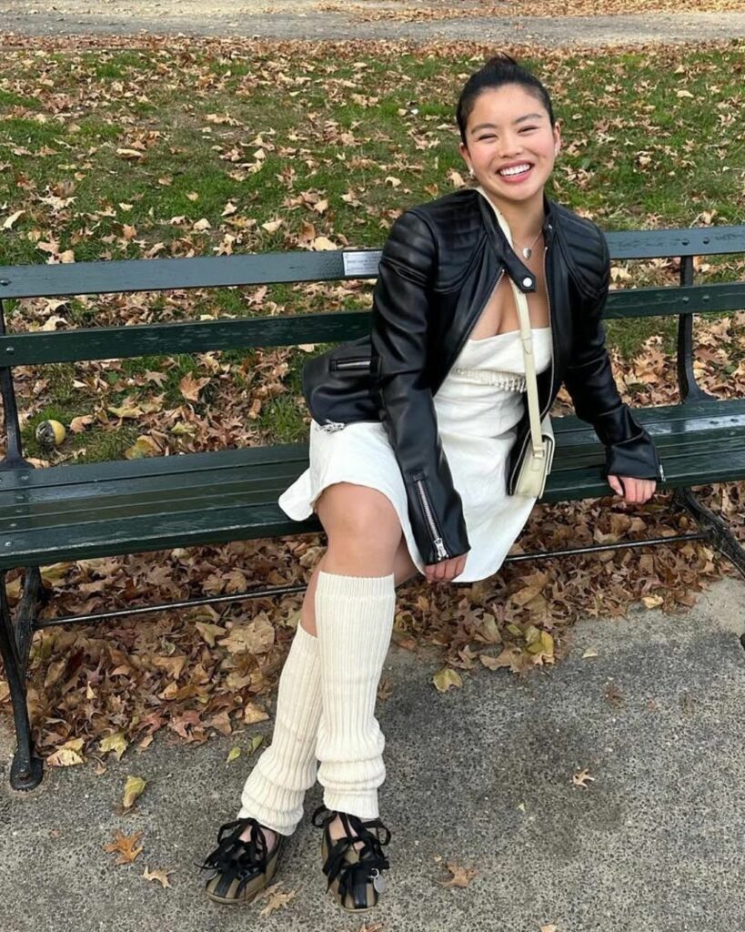 Girl wearing brown sneakerina