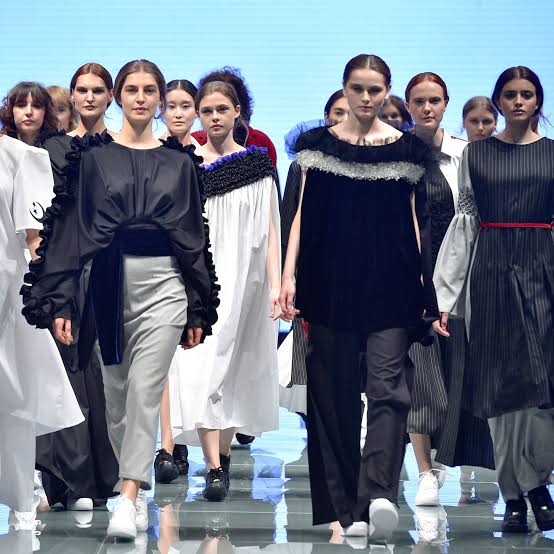 runway models displaying Saudi fashion