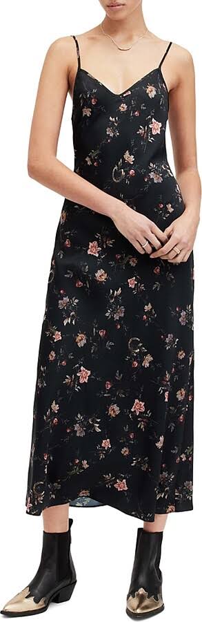 black spaghetti strapped dress dressing for synesthetic Senses