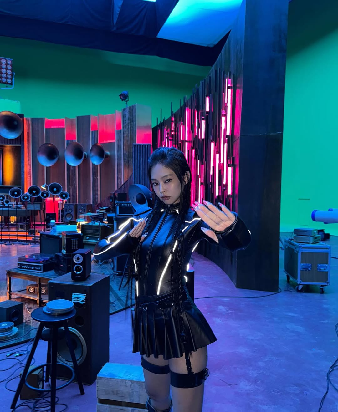 Blackpink Jennie Kim's Fashion Statement 2