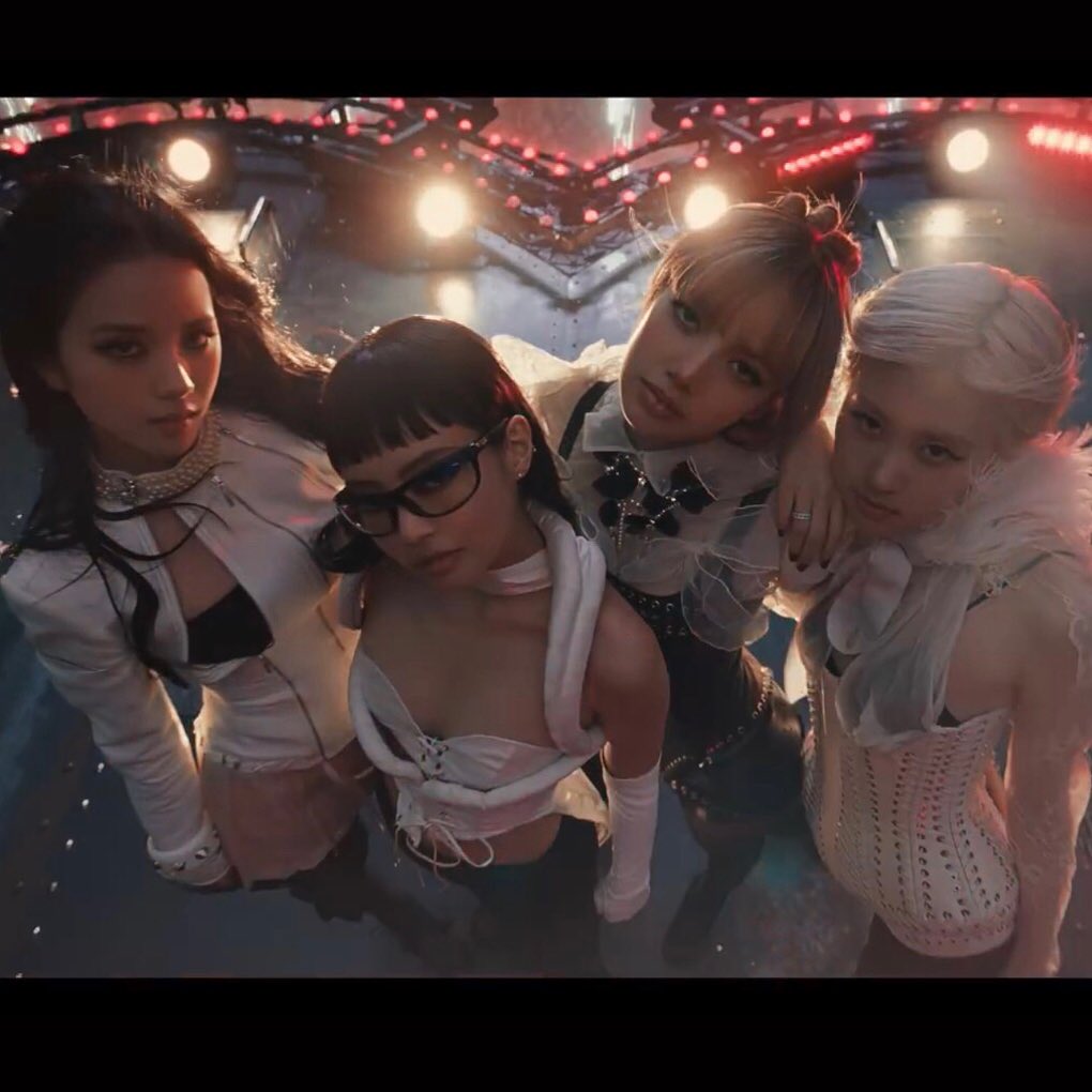 Blackpink Edgy Style Choice