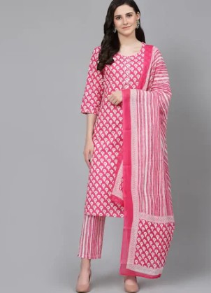 woman wearing Bani Thani’s Pure Cotton Suit Sets for Women in red