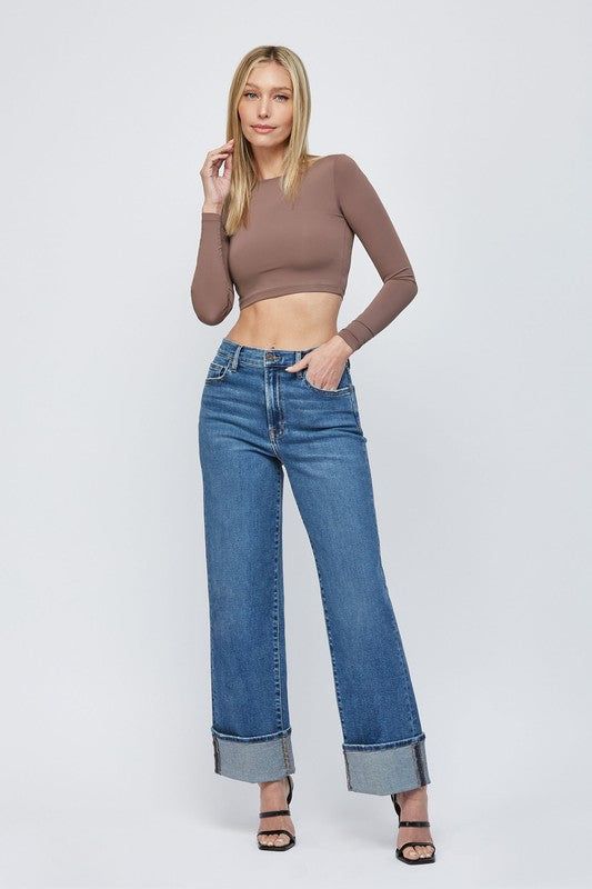 Andy Sachs 2025: How to Rock Cuffed Dad Jeans Like Anne Hathaway