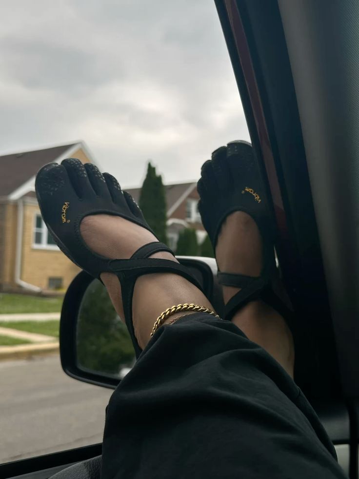 Vibram FiveFingers 2