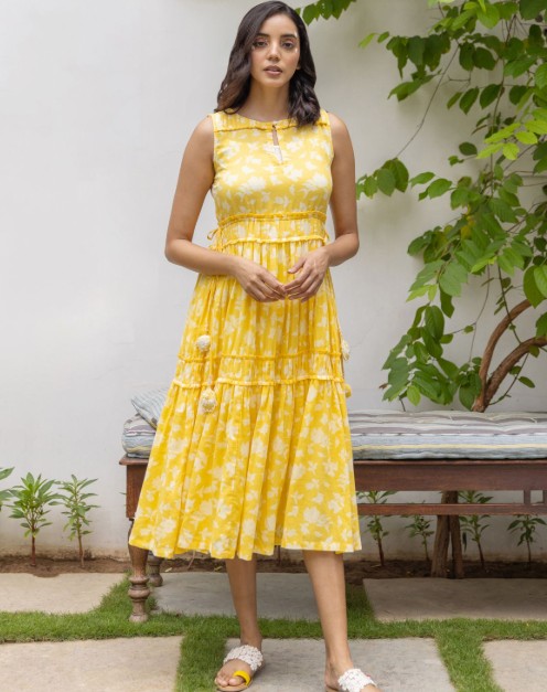 Yellow Maxi dresses