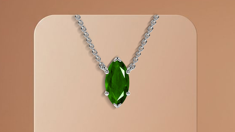 Emerald Gemstone Pendant necklaces