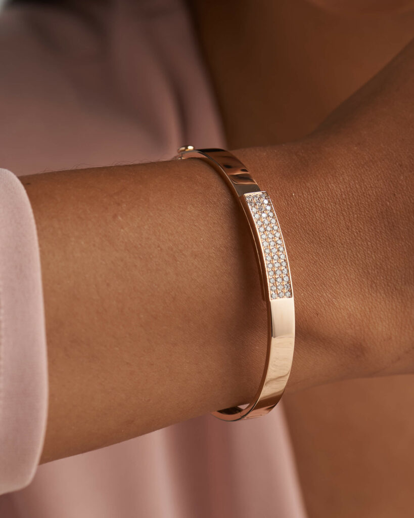 gold and diamond women's bracelets