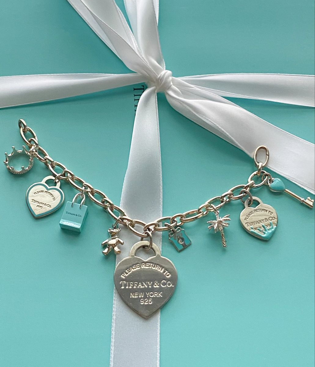 Diamond Tiffany Bracelets Aspiring to Shine.