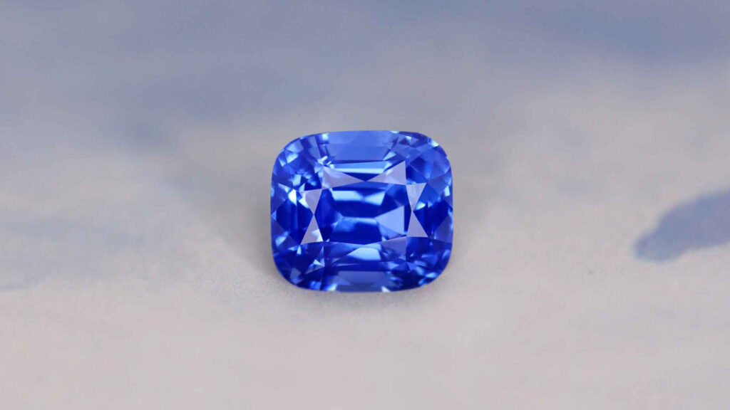Blue Sapphire on white linnen