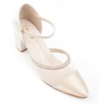 Fashion trends in shoes for brides