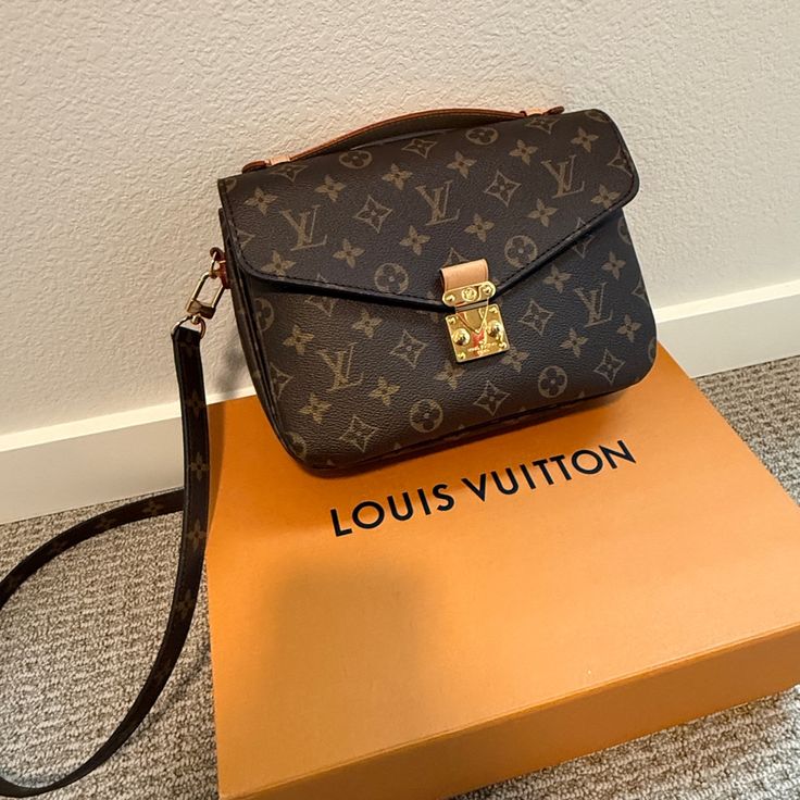 Famous Louis Vuitton crossbody bags that will never fade.
